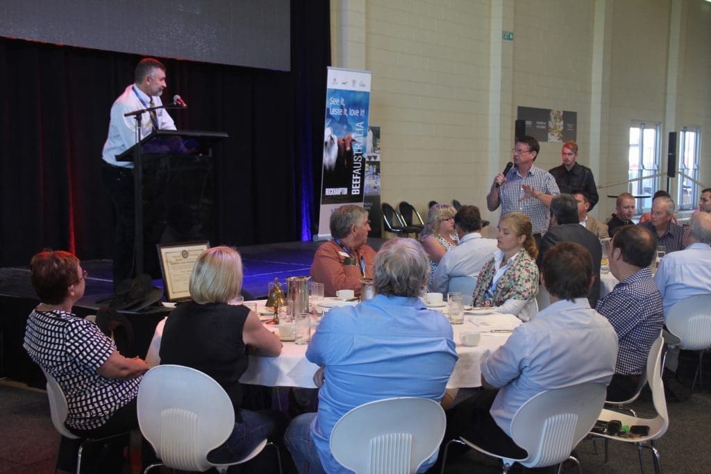 Peter Lewis takes question on journalism from former Queensland member for Rockhampton Rob Schwarten at the Beef 2015 breakfast.