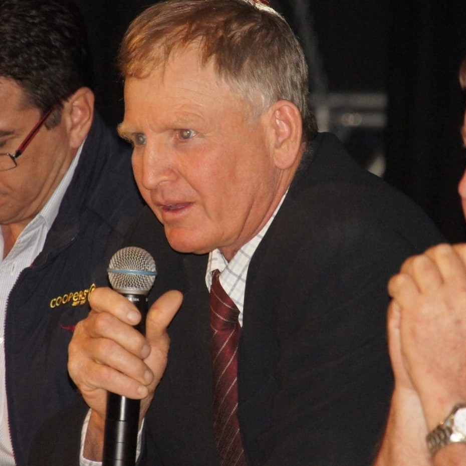CCA member Peter Hall makes a point during yesterday's Mt Isa producer forum