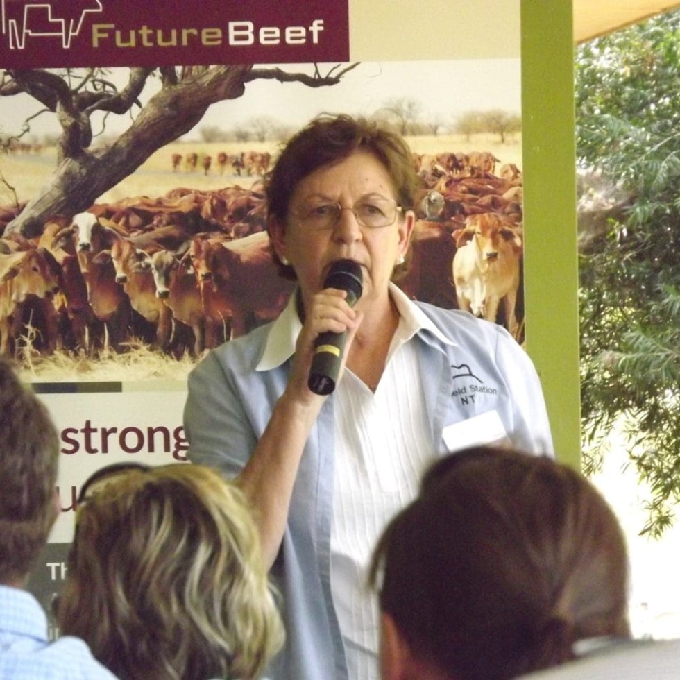 Val Dyer, Hayfield Station, addresses the field day audience 
