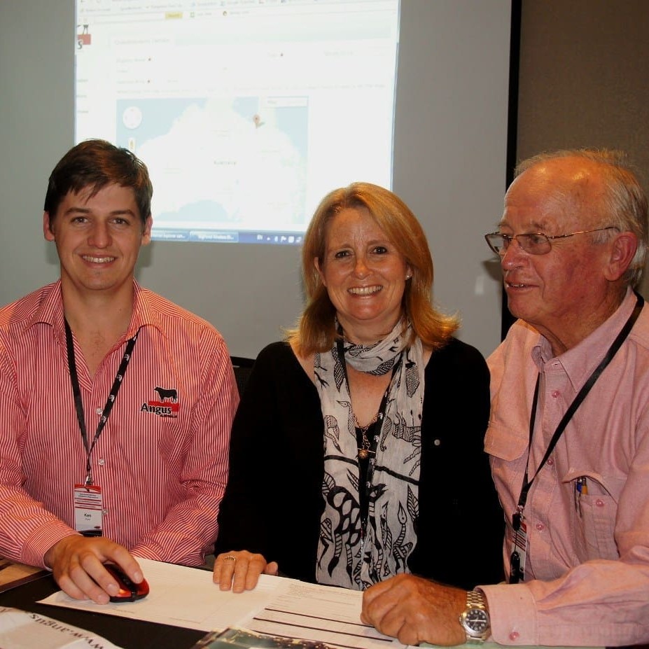 Project manager Ken Bryan with Angus Australia directors Libby Creek, Hillcrest, Naracoorte, SA and Hugh Munro, Booroomooka, Bingara, NSW, during last week's launch of the information resource for northern Angus bull buyers. The website image being projected at rear, shows a Google map pin-pointed for a property location in Qld's Gulf country.   