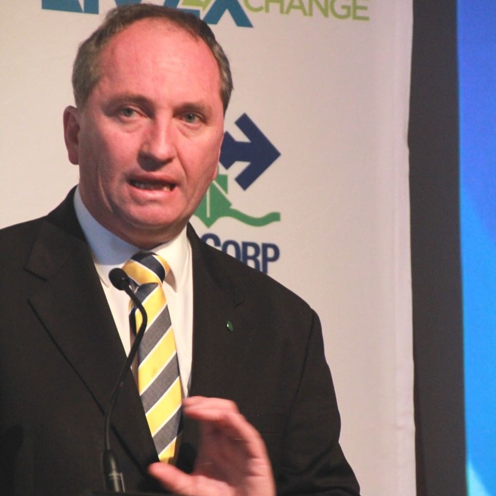 Blunt warning to Japan: Ag minister Barnaby Joyce 