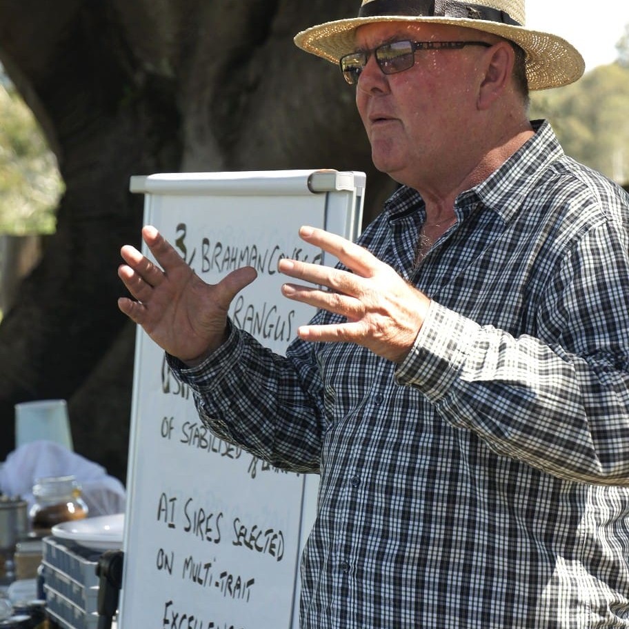 Genetics consultant Don Nicol speaking at the Nindooinbah open day 