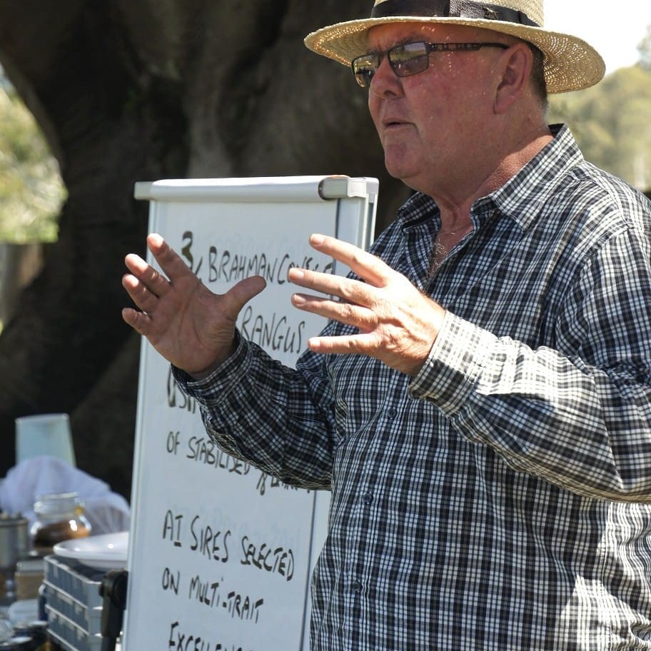 Genetics consultant Don Nicol speaking at the Nindooinbah open day 