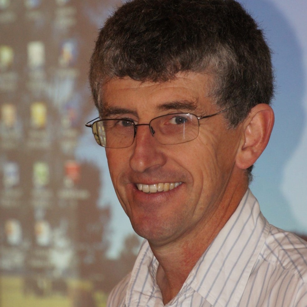 Dr Peter Fleming