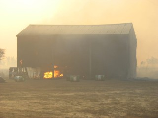 This shed on Eka station at Jericho burned for a day and a night but is still standing. To view more images click on pictures at bottom of this page. 