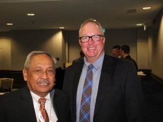 Sutarto Alimoeso, president director of the Indonesian Government's food supply arm BULOG, with Garry Hill, AustIndo director, at the IndOz forum in Brisbane last week.