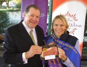 CAAB's Alison Schofield collects the award for MSA grainfed branded beef entries from RNA councillor, Angus Adnam.