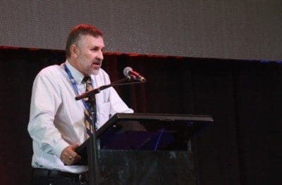 Peter Lewis addressing Rocky Rotary Club bfast at Beef 2015