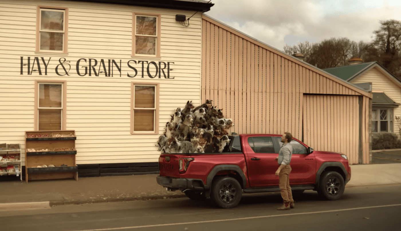 Ad Standards pulls up Toyota HiLux ad over untethered dogs